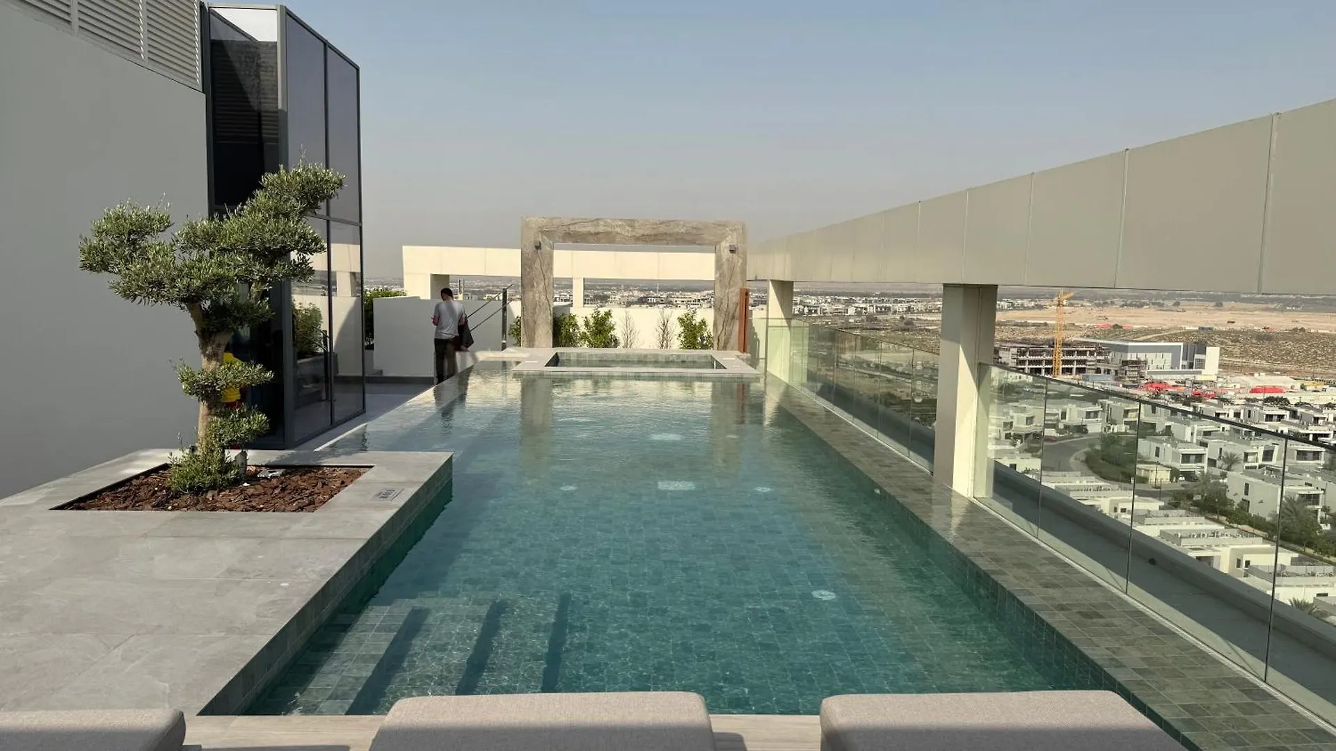 Apartment Brand New Fully Furnished Studio Dubai